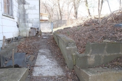 Collapsing walls from a different angle