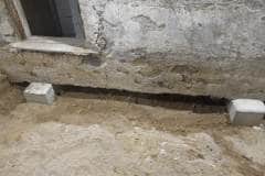 underpin one